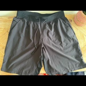 Lululemon THE shorts XL 9” LL